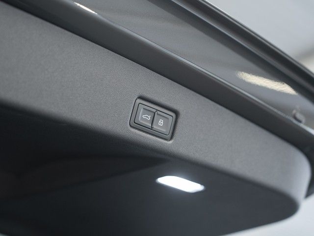 Q5 SUV TDI quattro S line TECH-PRO+OLED+PANO+B&O