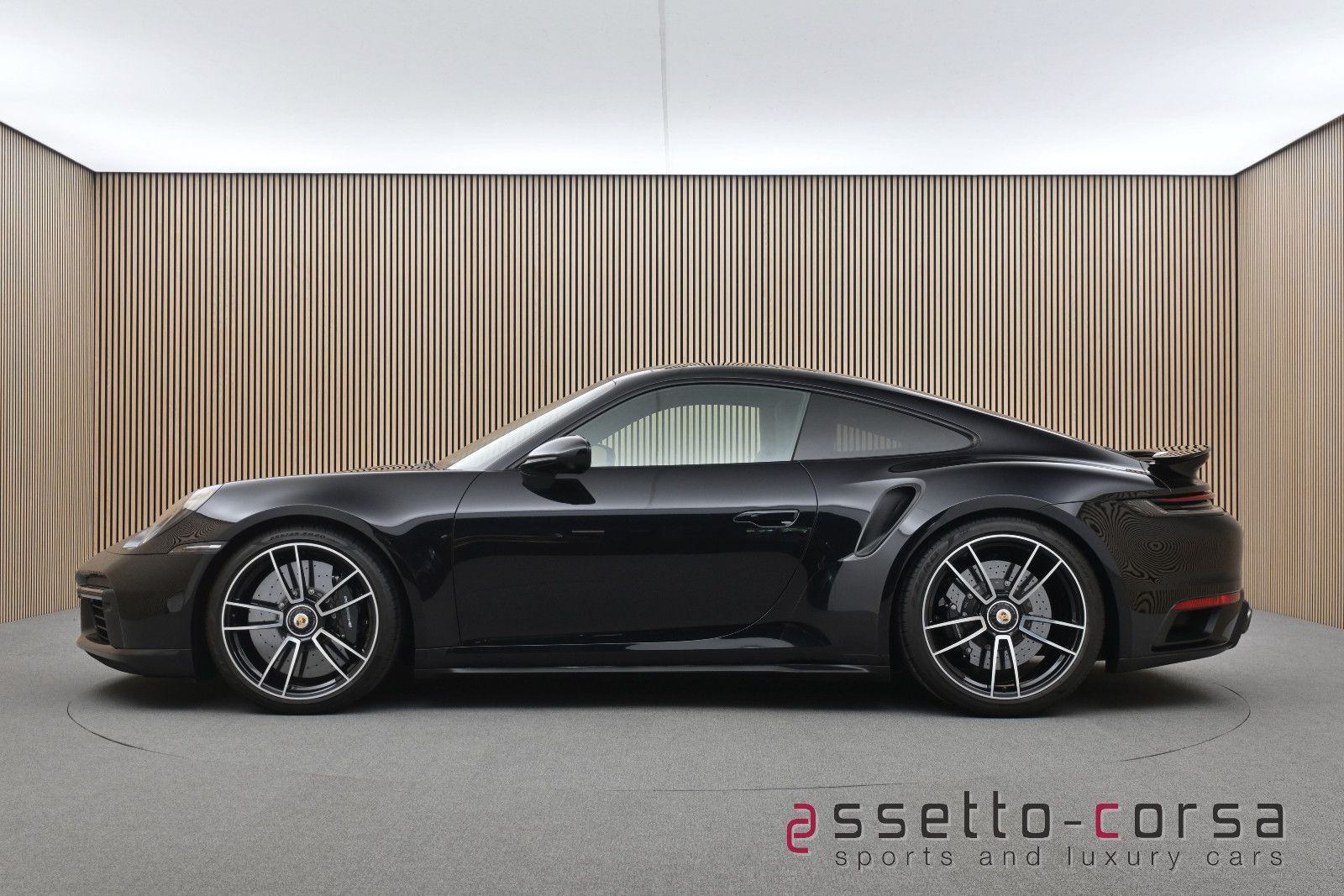 PORSCHE 911 (992.1) Turbo S*PCCB*PASM*Lift*Matrix*1.Hand