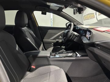 Fotografie 6 des Opel Astra 1.2 Turbo Hybrid 48 V GS