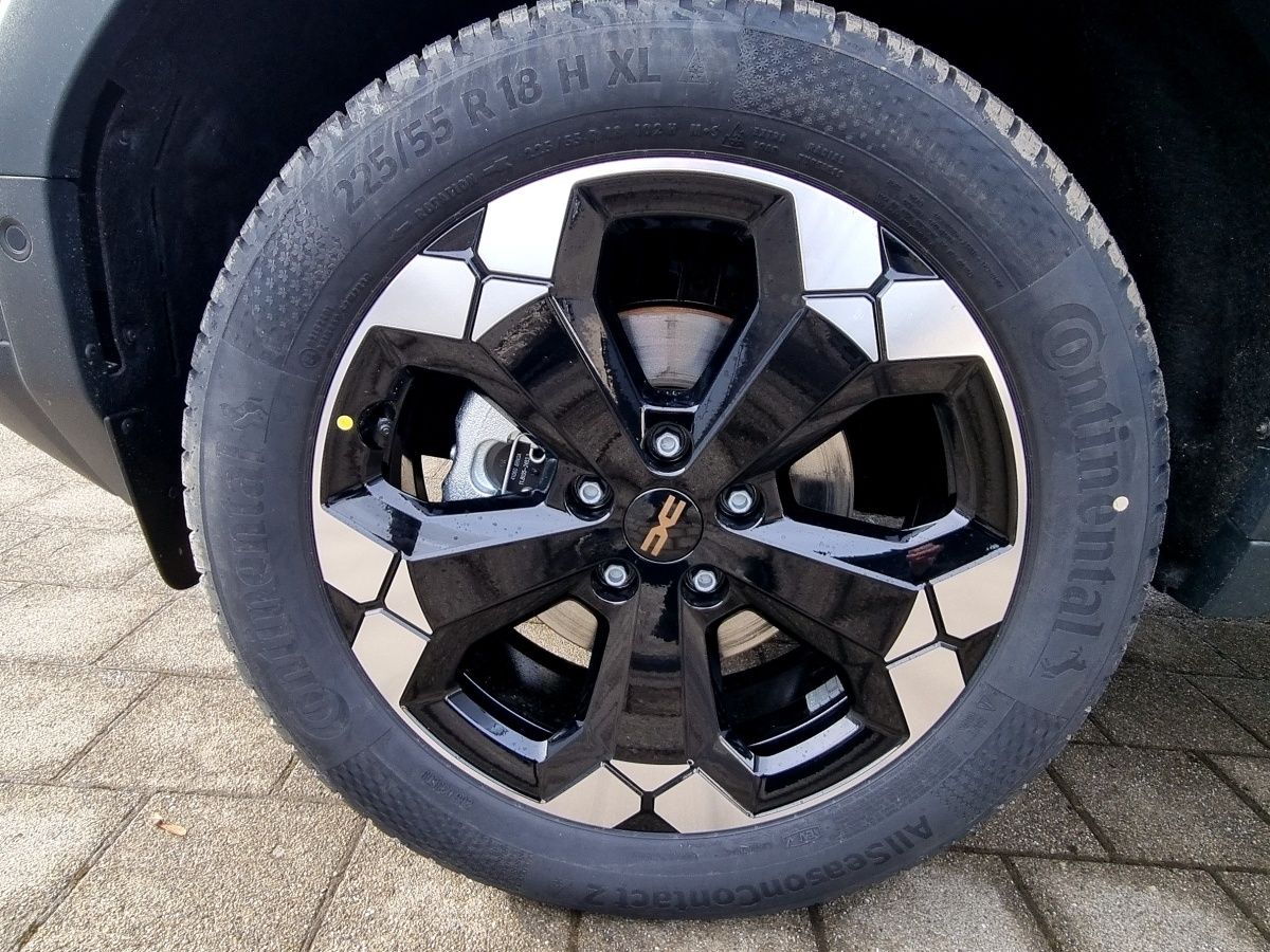 Fahrzeugabbildung Dacia Bigster Extreme hybrid-G 150 4x4