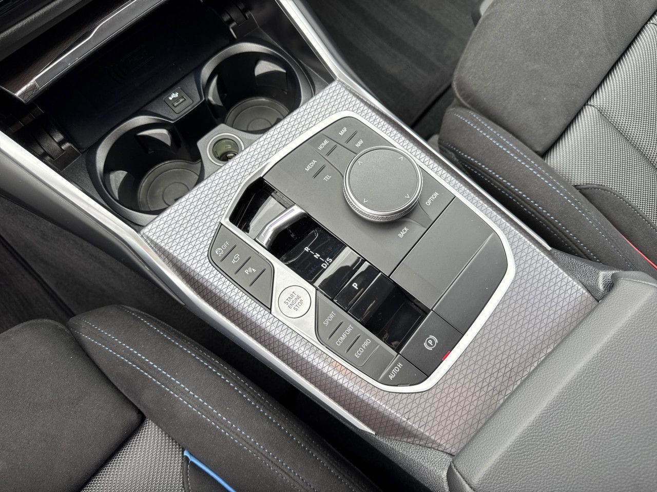 BMW 330 - Bild 14