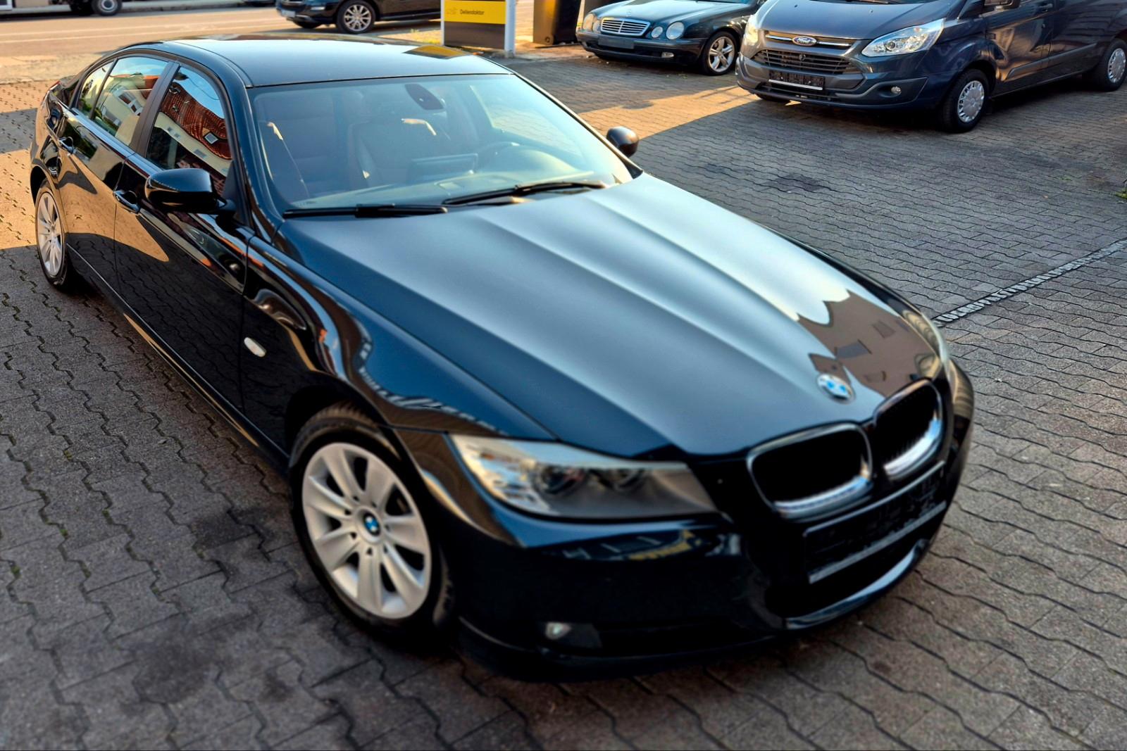 BMW 318 3er Limousine 1.Hand/Orig.31Tkm  Navi-Kamera