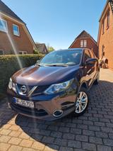 Nissan Qashqai 1.2 DIG-T Acenta Acenta - Nissan Qashqai von privat