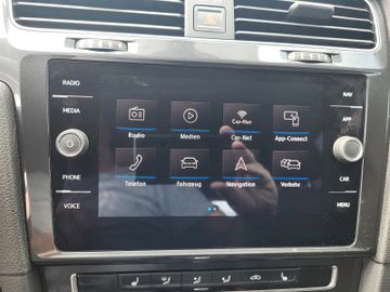 Volkswagen Golf - 12