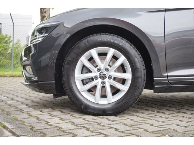 Passat Variant 1.5 TSI Business DSG *ACC* AHK* N