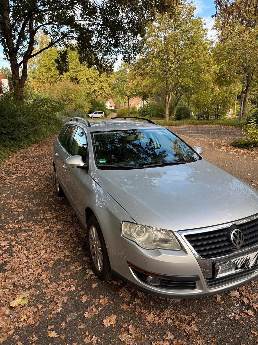 Volkswagen Passat 2007 — rear view