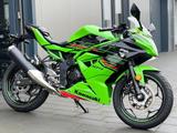 Kawasaki Ninja 125 KRT *310 Km*1 Hand*beinahe Neuwertig* - KAWASAKI K 125