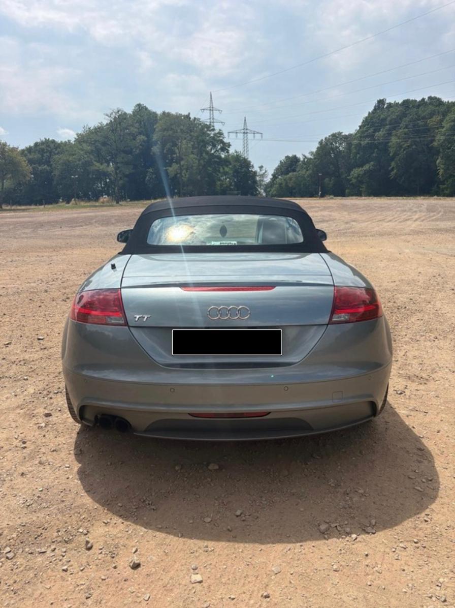 Audi TT Roadster 2.0 TFSI S tronic -