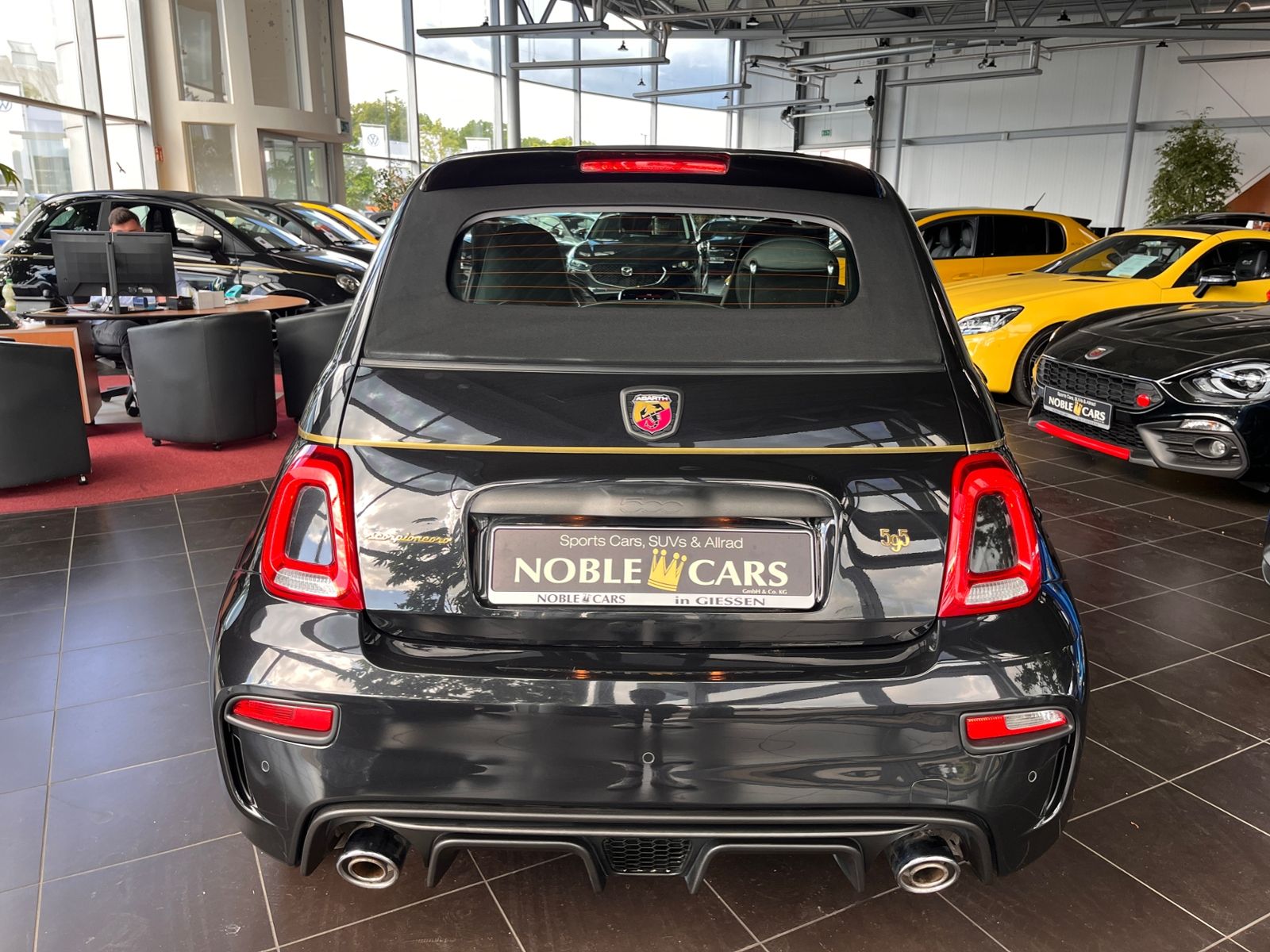 Fahrzeugabbildung Abarth 595C Scorpioneoro BEATS NAVI ALU