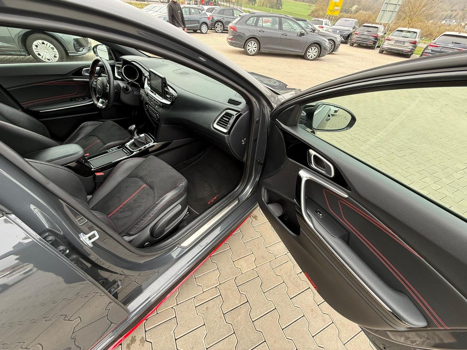 Kia Ceed GT Leder/JBL
