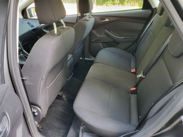 Ford Focus - 6