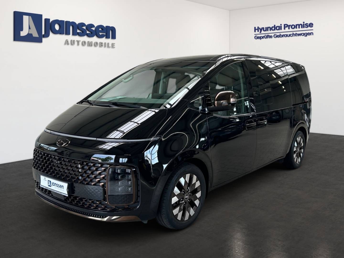 Fahrzeugabbildung Hyundai STARIA 7-Sitzer SIGNATUR/PDC/Navi/Rückfahrkamera