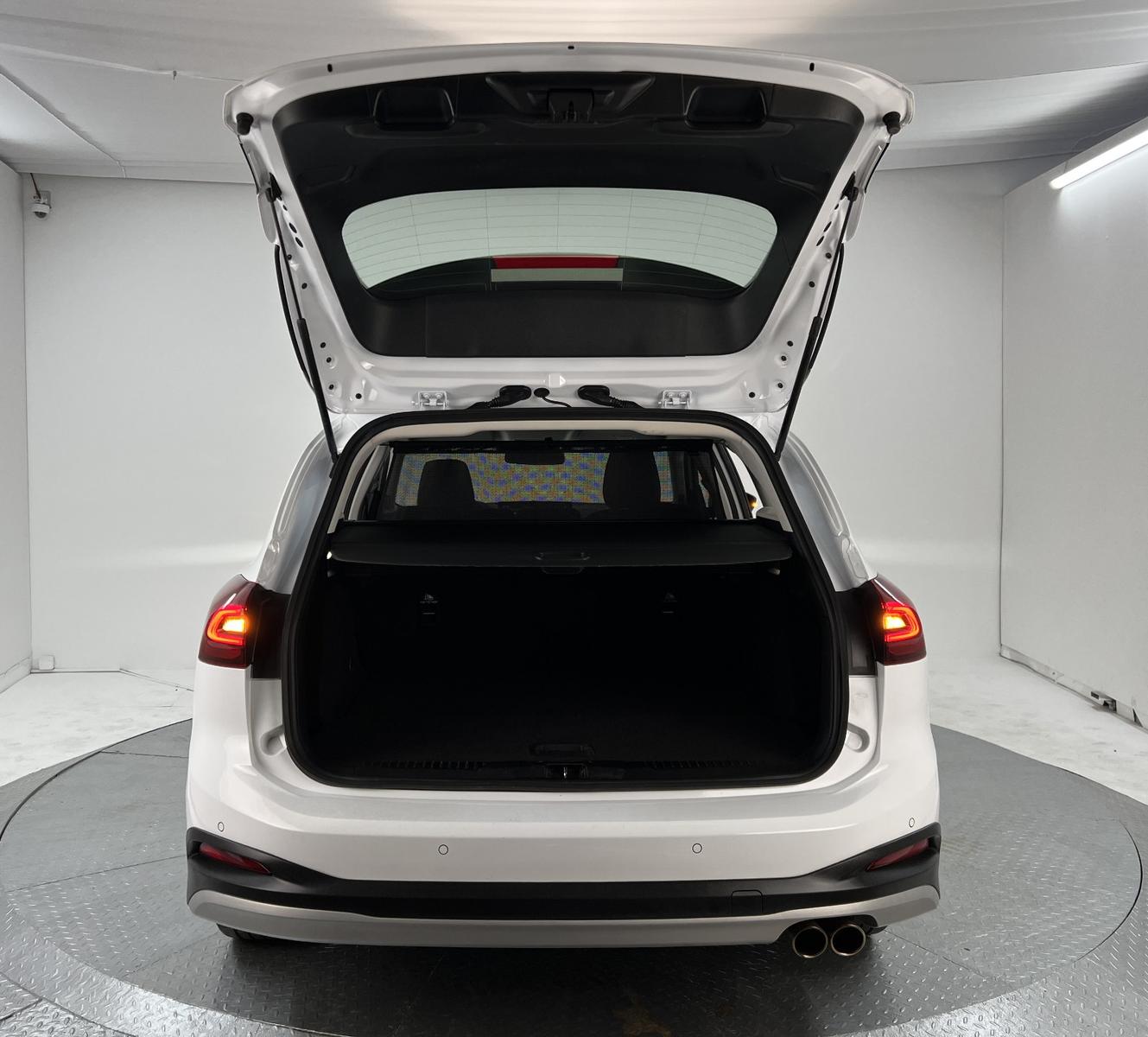 Ford Focus Turnier Active 1.0 EcoBoost Hybrid 114 KW, миниатюра 13