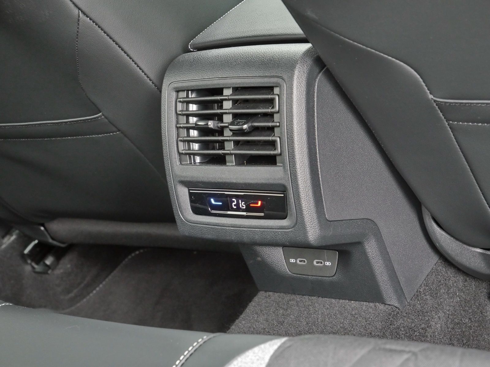 Volkswagen Golf - Bild 17