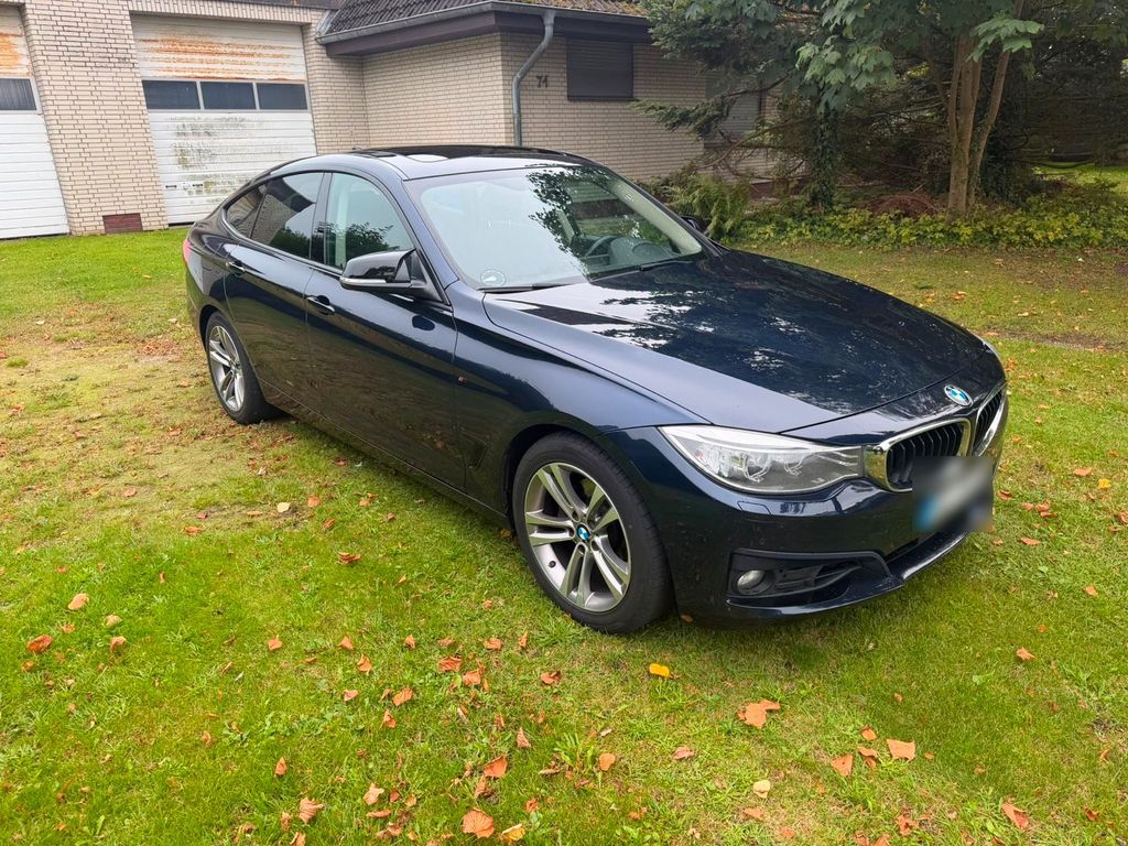 Image of BMW 330 Gran Turismo