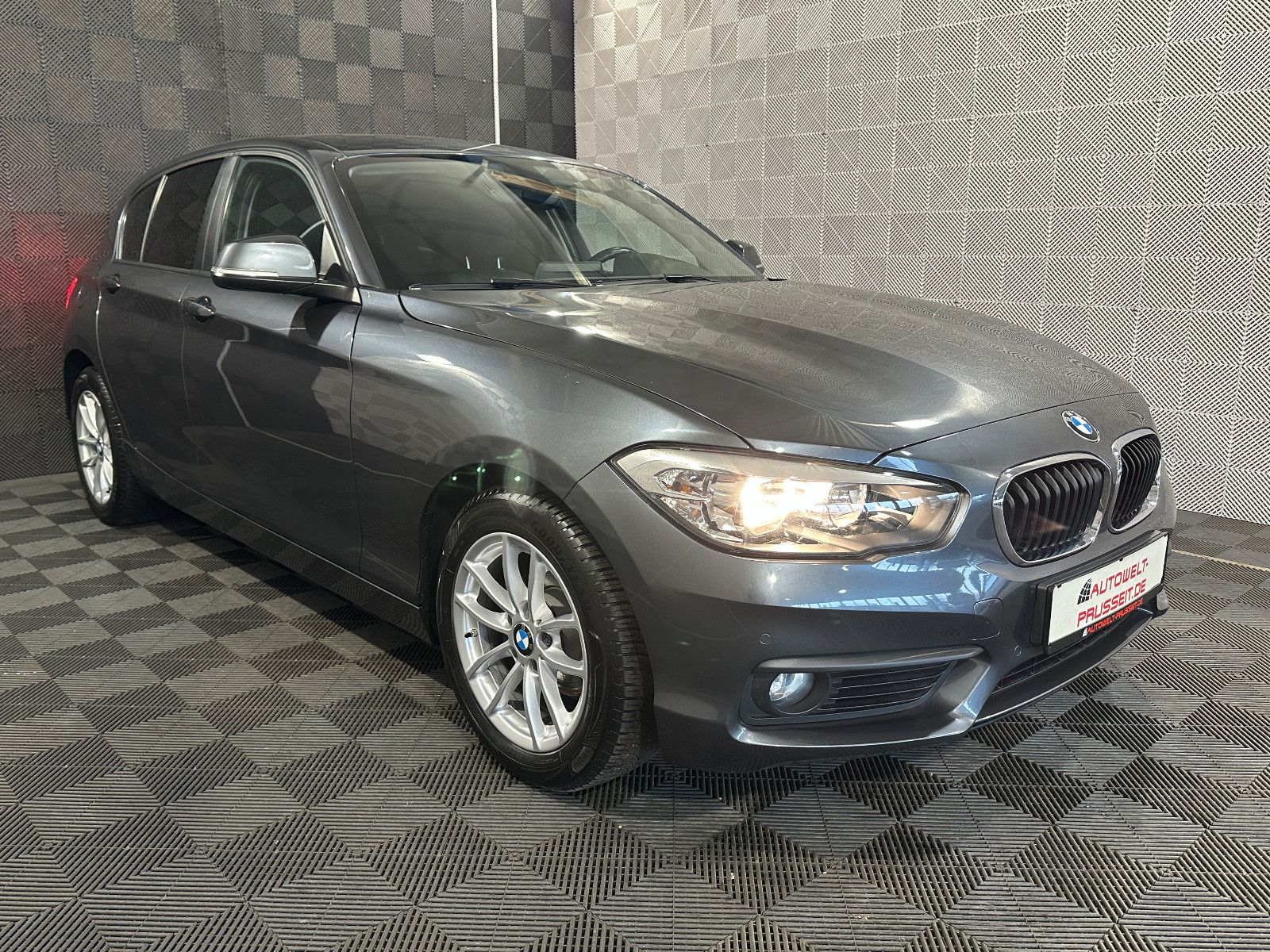 Gebrauchtwagen BMW 118i 118i Lim. *ADVANTAGE*TEMPO-PDC-SHZ-BLUETOOTH-16" in Horb am Neckar