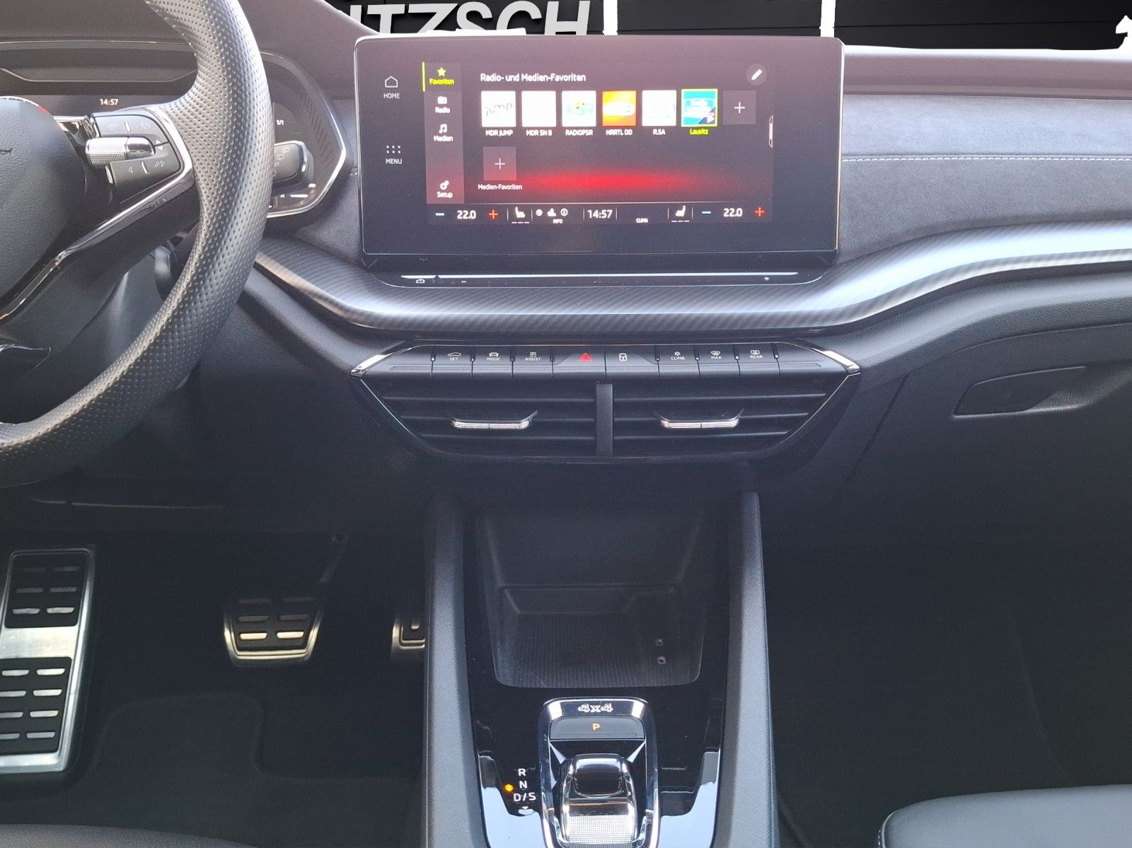 Fahrzeugabbildung SKODA Octavia Combi TDI RS Plus 4x4 Matrix Navi HUD AI