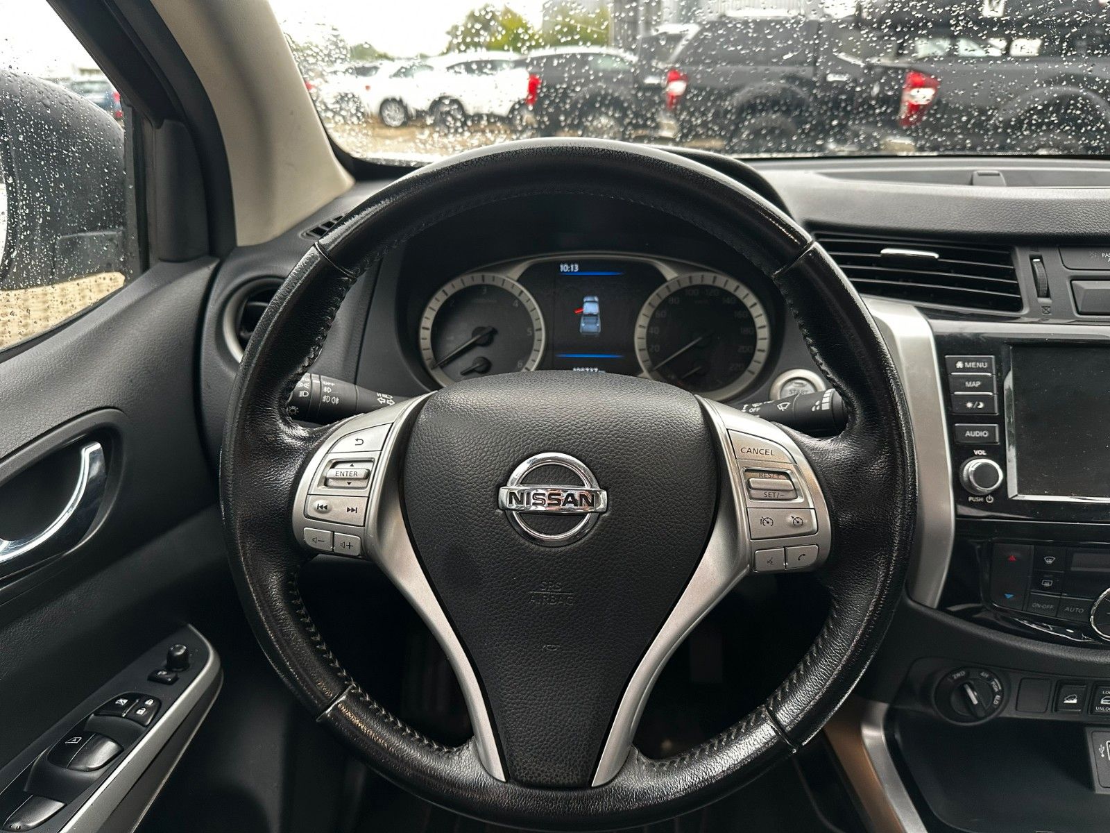 Fahrzeugabbildung Nissan Navara NP300 Acenta King Cab 4x4