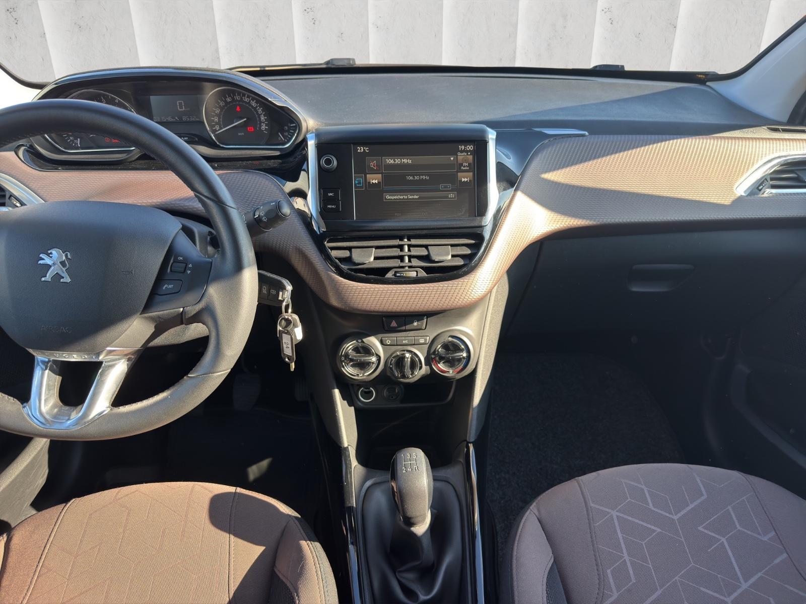 Peugeot 2008 Active *PP*Sitzheizung*abnehmb.AHK