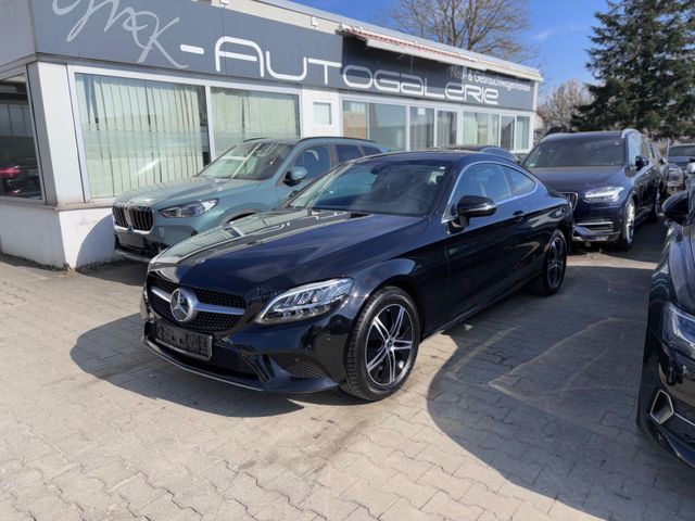 MERCEDES-BENZ C 180 Coupe|1.Hand|orig.64 tkm|T-Leder|R-Kamera|