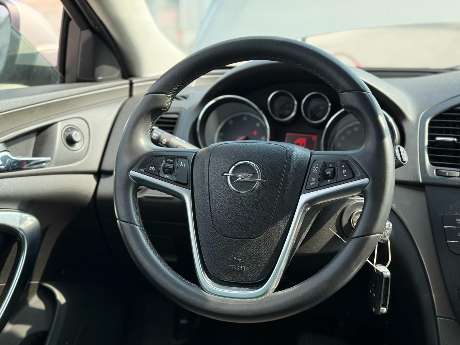 Opel Insignia 2012 — фото 26