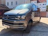 Volkswagen T6 Multivan, Scheckheft VW,el Türen, Reifen neu - VW T6 Multivan von privat