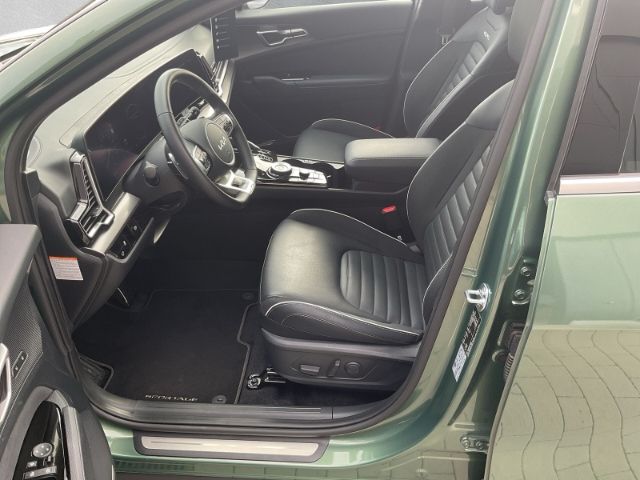 Fahrzeugabbildung Kia Sportage GT-LINE 4WD 1.6 T-GDI MILD-HYBRID *PANO