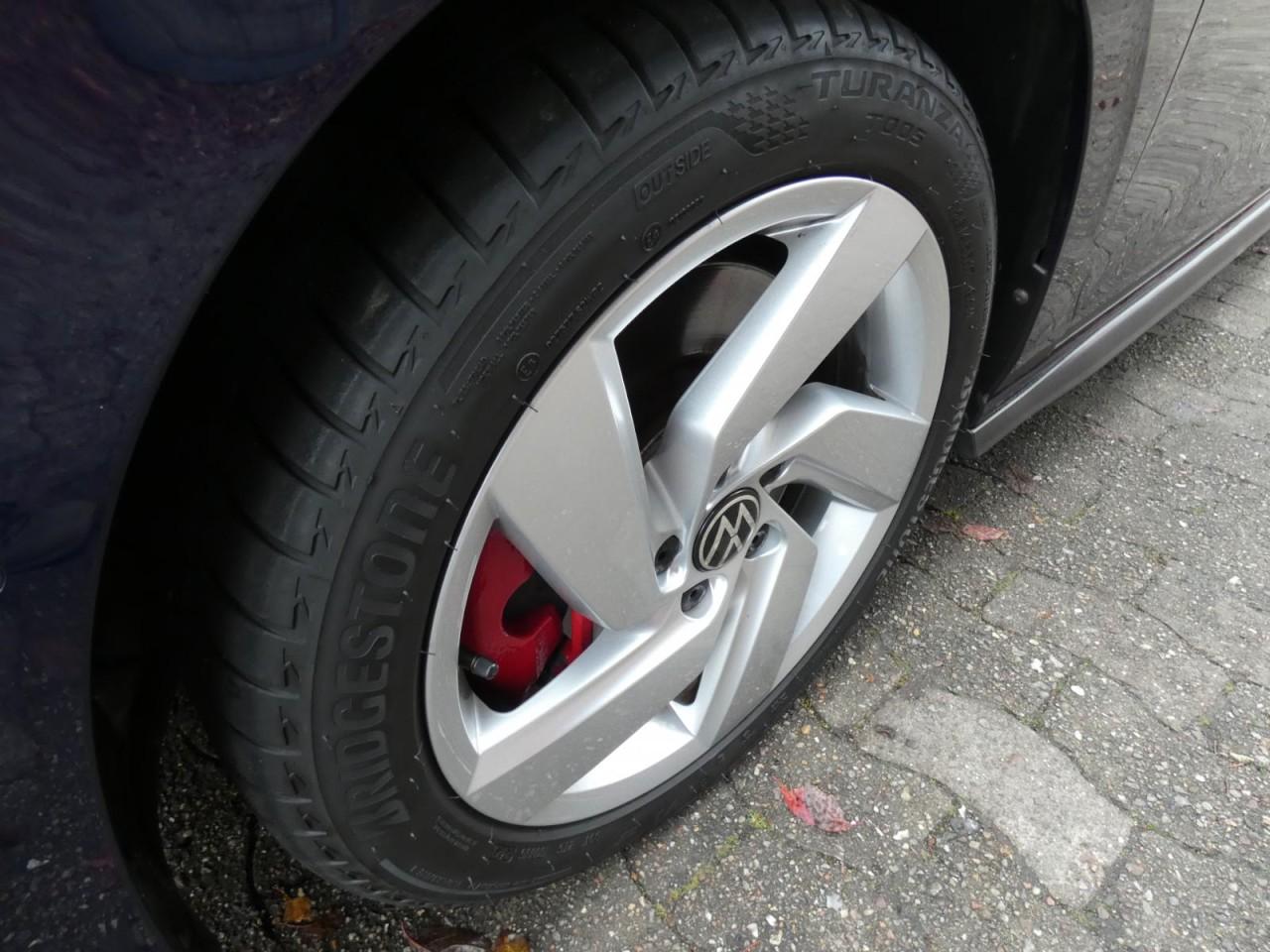 Volkswagen Golf VIII 2.0 TSI DSG GTI LED Navi AHK Pano SHZ, миниатюра 14