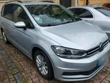 Volkswagen VW Touran Automatic 2.0 moter 7 seater - Volkswagen Touran mit Diesel-Antrieb: Geländewagen, Automatik