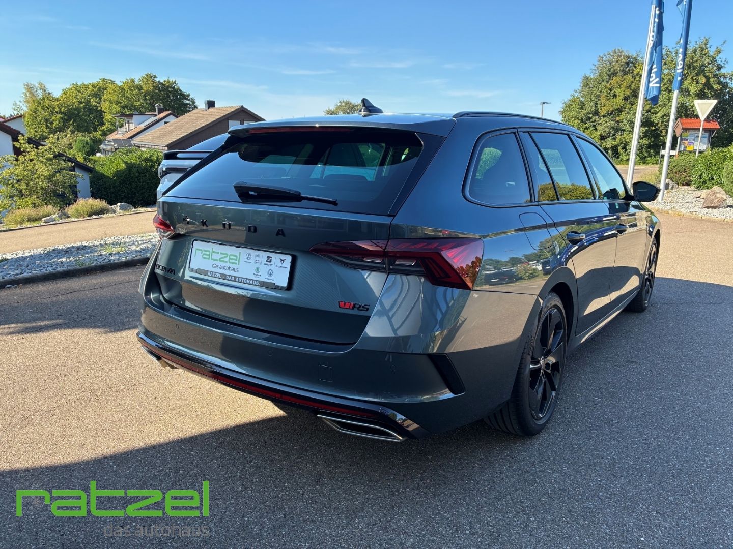 Fahrzeugabbildung SKODA Octavia 4x4 Combi RS TDI 2.0 HUD Navi LED