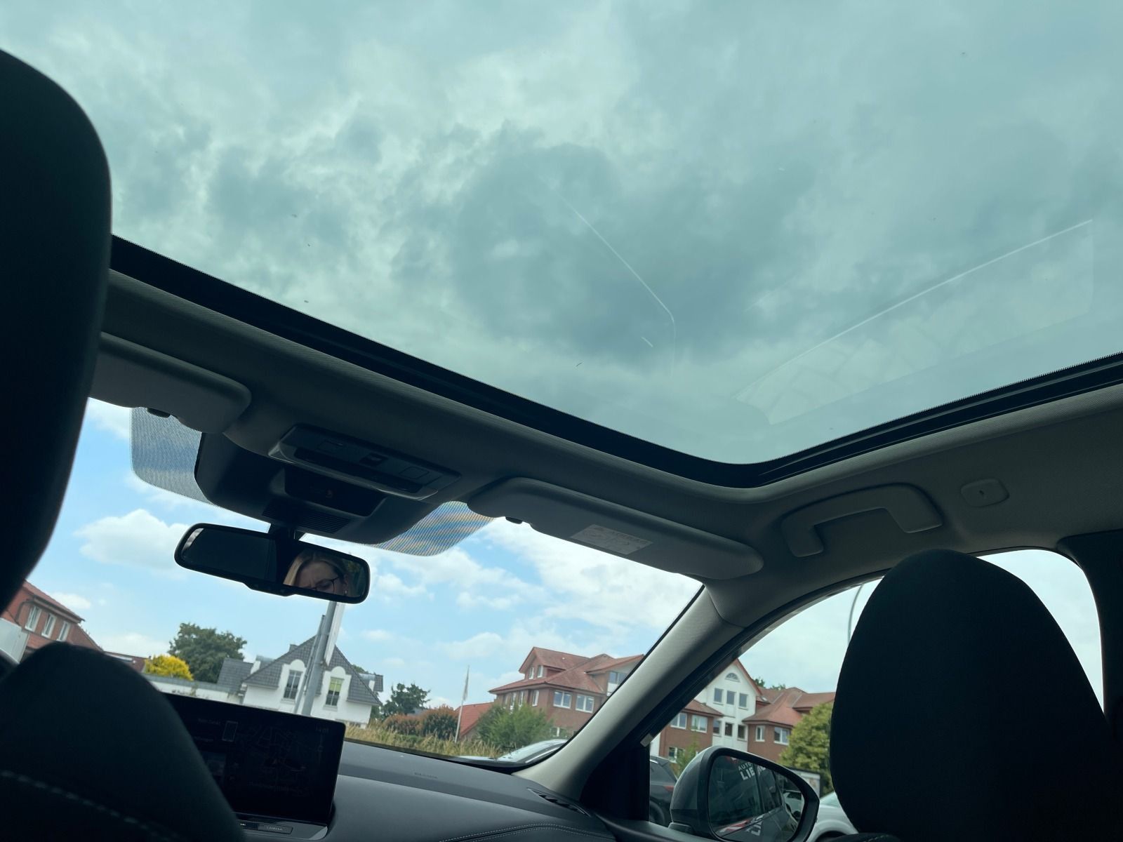Fahrzeugabbildung Nissan Qashqai 1.5 e-Power N-Connecta Pano/360°Kamera