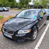 Volvo V50 DRIVe D2 AHK schwarz-met. 8-fach SR+WR - Volvo: S50
