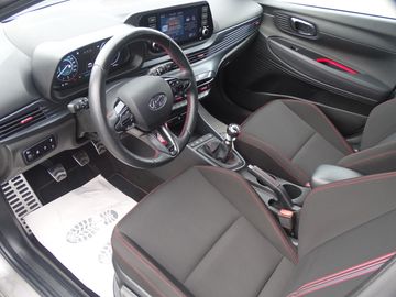Hyundai i20 - 12