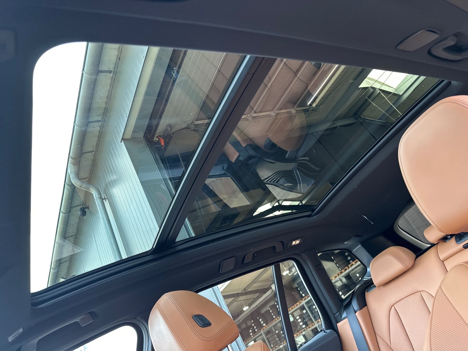 Fahrzeugabbildung BMW X3 M40d xDrive NAV+LED+PANO+AHK+STHZG+HEAD-UP