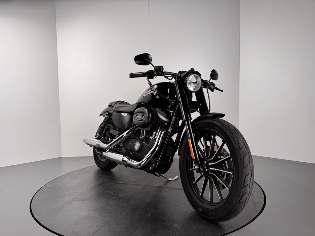 Fahrzeugabbildung Harley-Davidson XL 883 IRON *REIFEN  NEU *SEHR GEPFLEGT