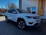 Jeep Compass Limited = Kamera - Navi - KeyLess-Pdc = - gebrauchte Jeep Compass aus dem Jahr 2018