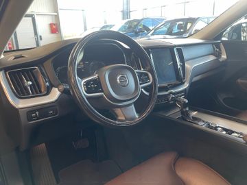 MYAUTOCENTER – Gebraucht- und Jahreswagen mit Werkstattservice in Pfaffenhofen Volvo XC 60 *Inscription*AHK*LED*Kamera*