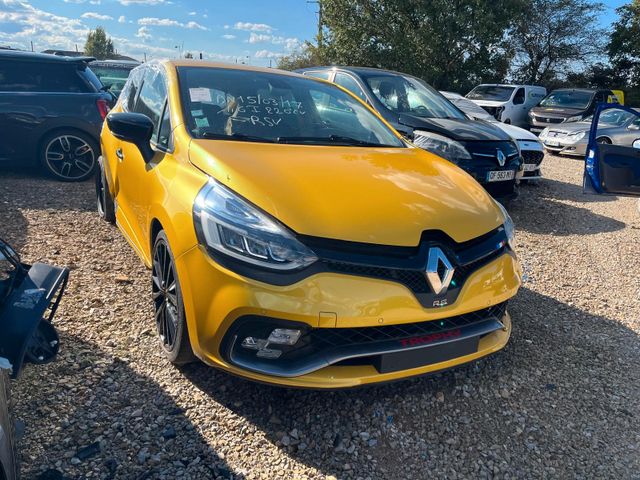 Renault Clio IV RS TROPHY 1.6i 16v 220 / EK080