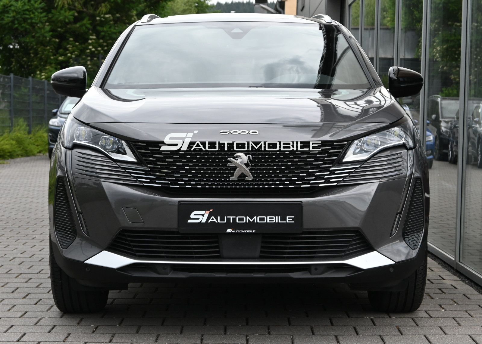 Fahrzeugabbildung Peugeot 5008 BlueHDi 130 GT °ACC°AHK°PANO°7-SITZE°ALARM°
