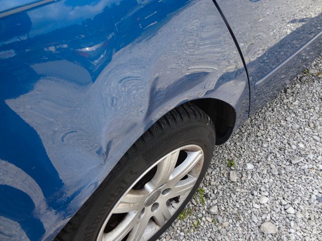 Fahrzeugabbildung Audi A4 Avant 1.6/Klima/SitzH/PDC/Tempo/Alu/