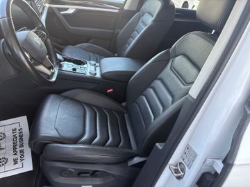 Volkswagen Touareg - 10