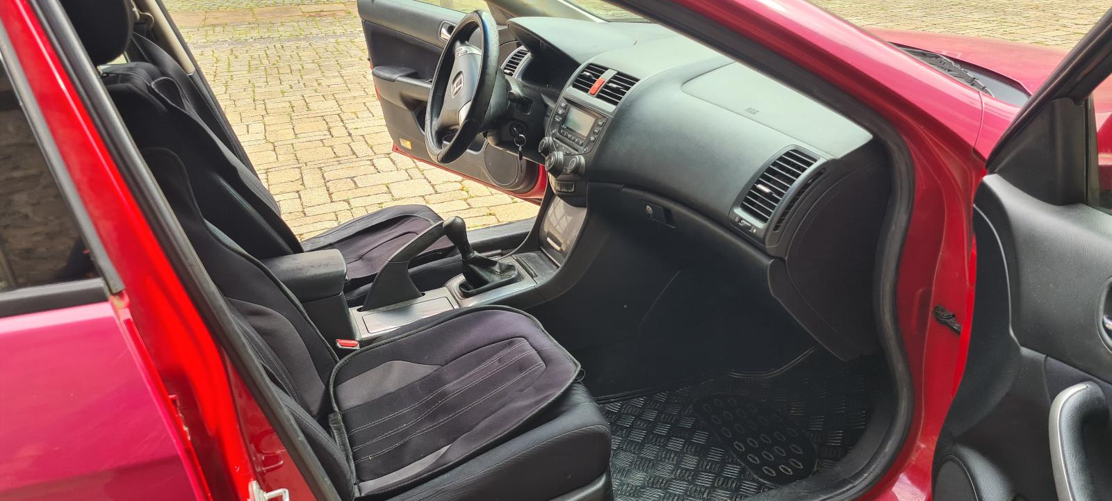 Honda Accord 2005 — photo 10