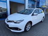 Toyota Auris Touring Sports Comfort 1.6D-4D KAT - Toyota Auris mit Diesel-Antrieb: 1.6