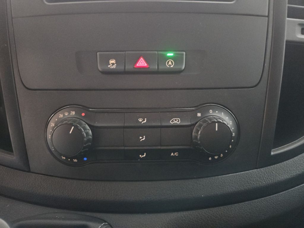 Fahrzeugabbildung Mercedes-Benz Vito 116 Kasten kompakt 2 Sitze AHK PTS Flügelt.