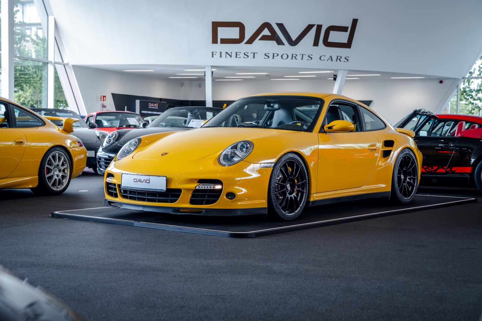 Porsche 997 Turbo*Schalter*Deutsch*PCCB*