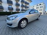 Opel Astra H 1,8. Edition*Automatik*Ahk*Tüv10/2027 - Opel Astra bis 4.000 Euro