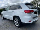 Jeep Grand Cherokee 3.0l V6 MultiJet 184kW Summit - gebrauchte Jeep Grand Cherokee aus dem Jahr 2020