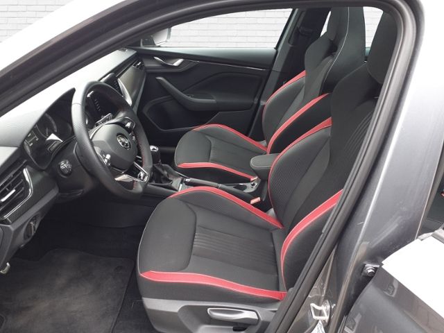 Fahrzeugabbildung SKODA Kamiq 1,5 TSI Monte Carlo KLIMA LED ALU