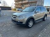 Chevrolet Captiva 3.2 LT 4WD 7-Sitzer LT - gebrauchte Chevrolet Captiva aus dem Jahr 2009