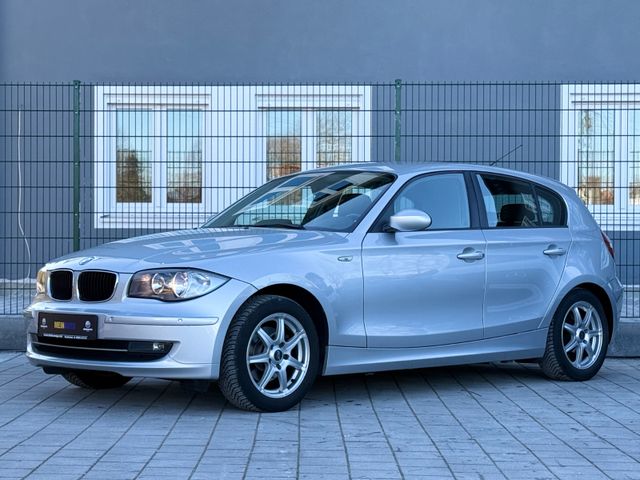 BMW 1 Lim. 118i/PDC/NAVIGATION/AUTOMATIK